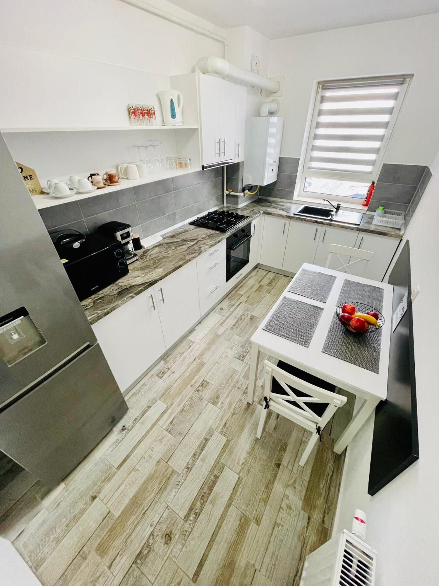 Montsee Brasov Apartment Luaran gambar