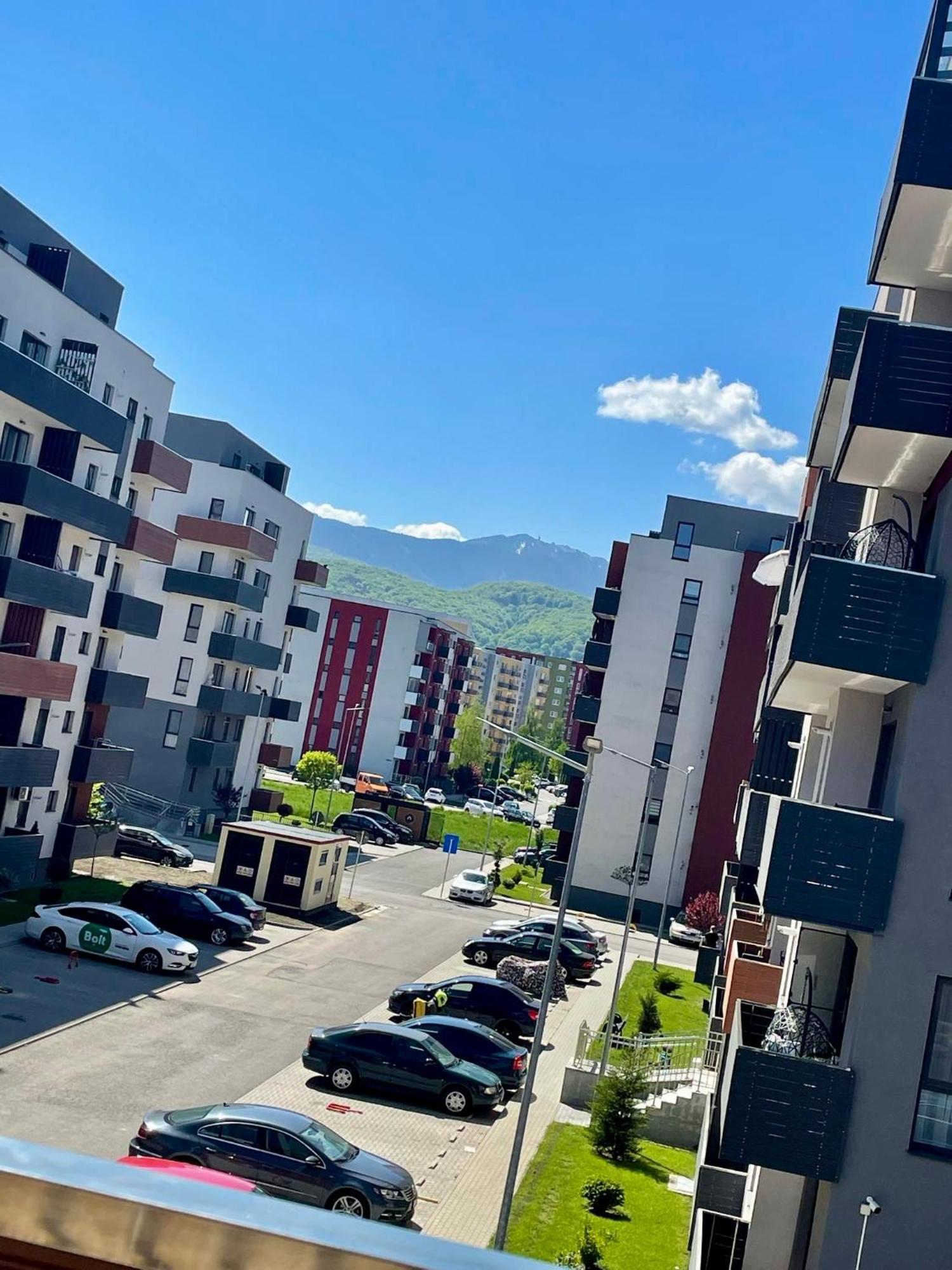 Montsee Brasov Apartment Luaran gambar
